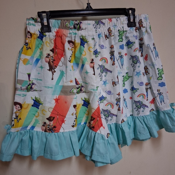 Womens Disneys Toy Story Print Ruffle Shorts - Picture 2 of 7